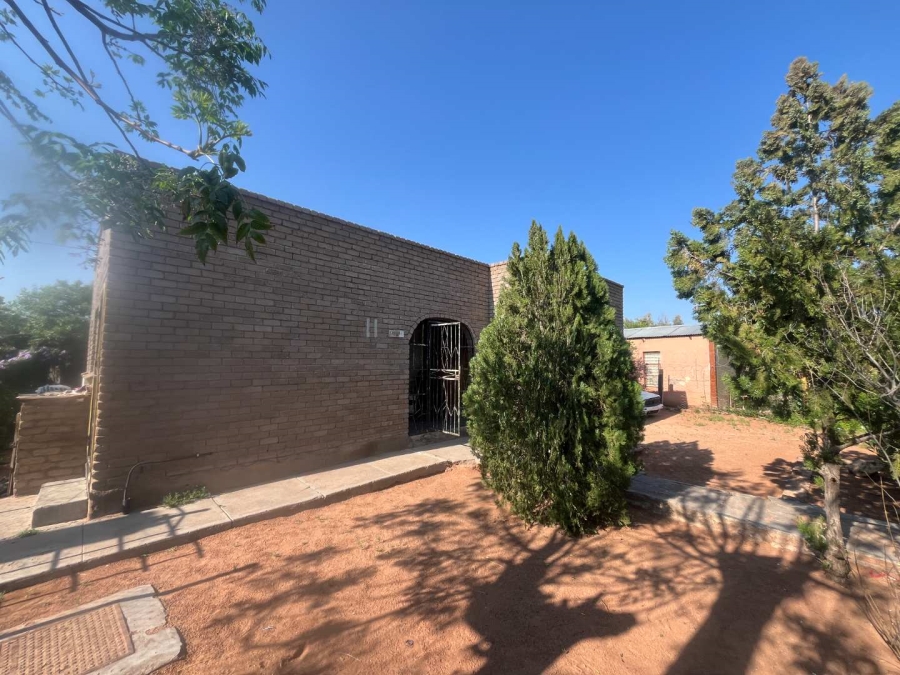 2 Bedroom Property for Sale in Upington Northern Cape